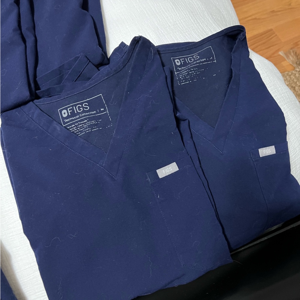 Figs Classic Top